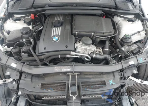 2011 BMW 335Is из США, поврежденный, VIN WBADX1C55BE569424